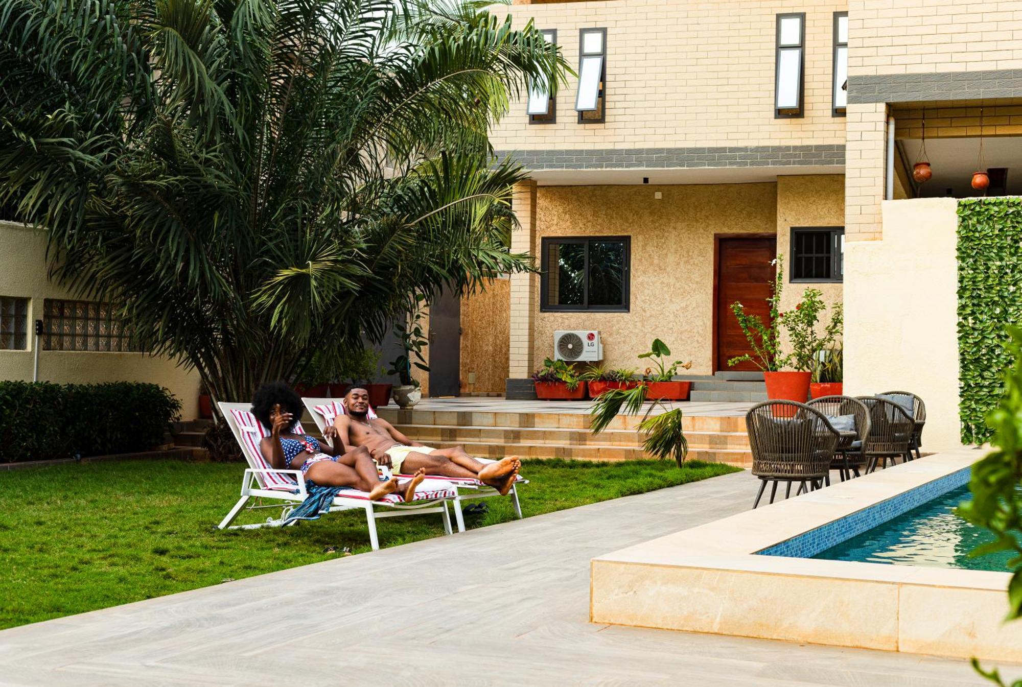 Mokaa Residence Hoteliere Lomé Extérieur photo