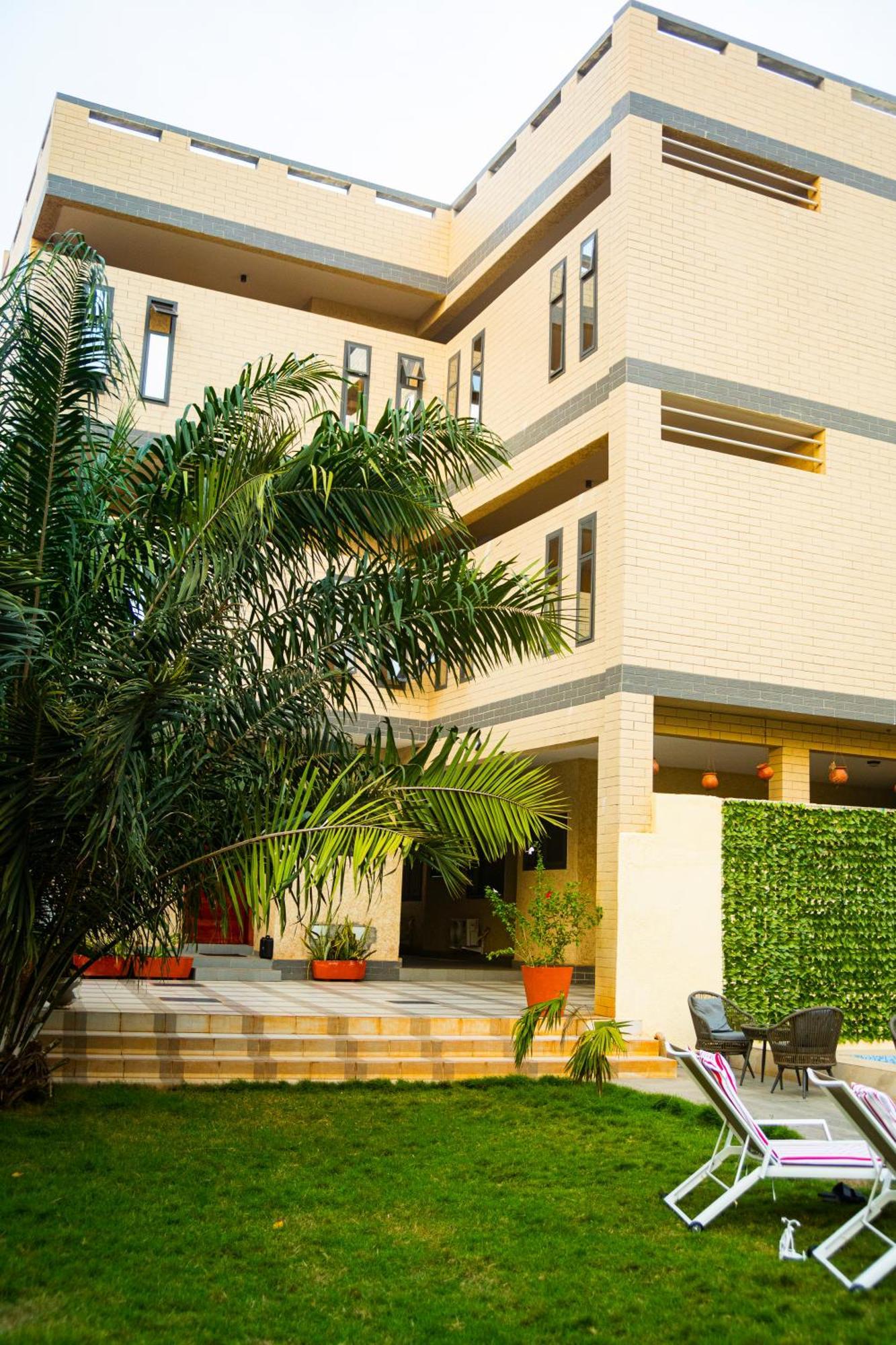Mokaa Residence Hoteliere Lomé Extérieur photo